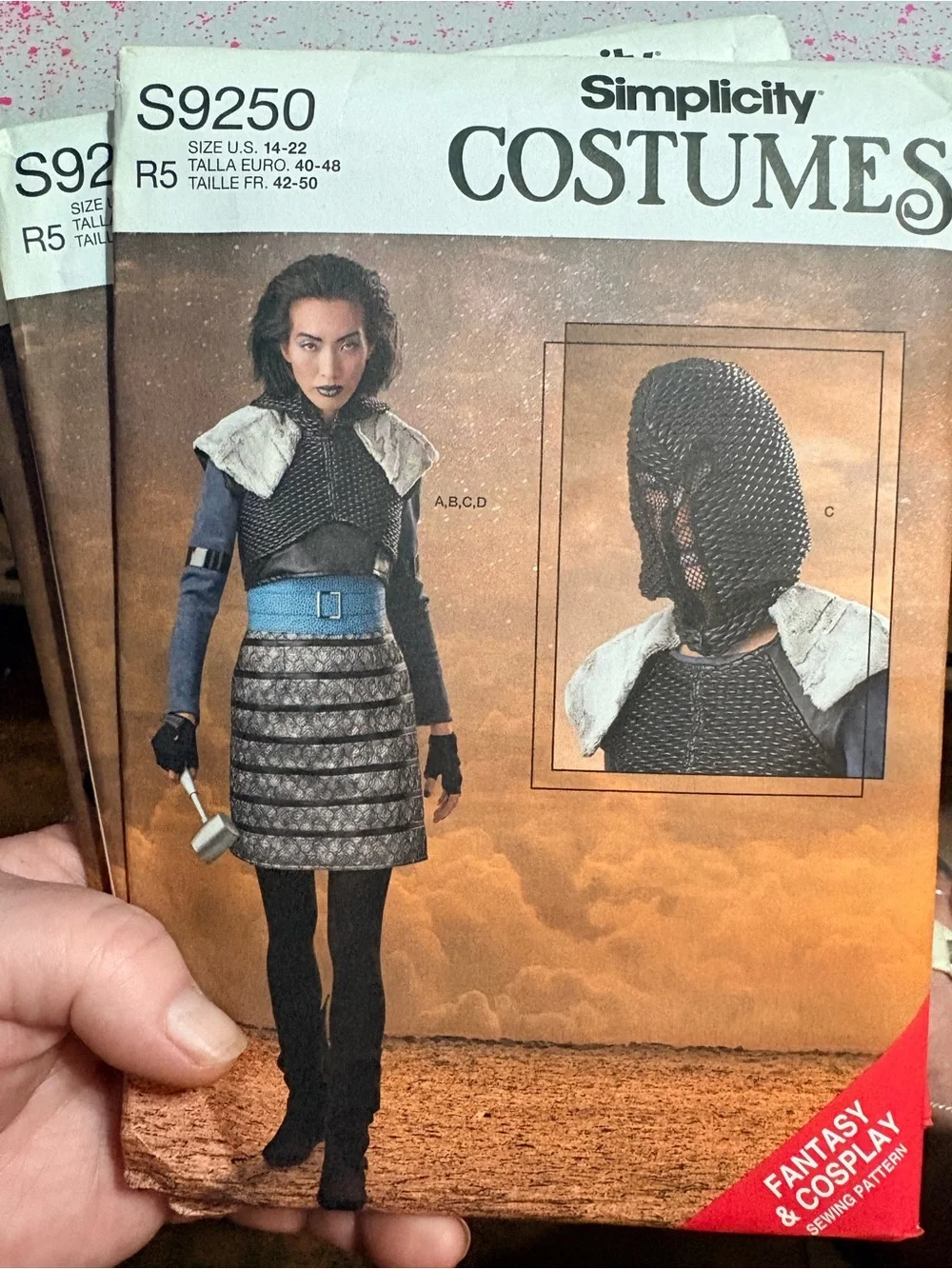 BN UNCUT SIMPLICITY 9250 R5 PLUS SIZE SEWING PATTERNS RENAISSANCE KNIGHT COSTUME